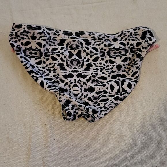 Girls Jessica Simpson Swimsuit Bottoms - Picture 2 of 7